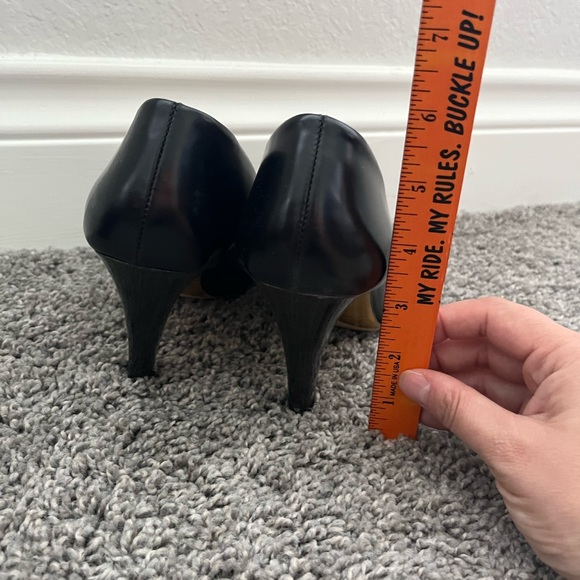 Kenneth Cole New York Black Heels - Picture 2 of 5